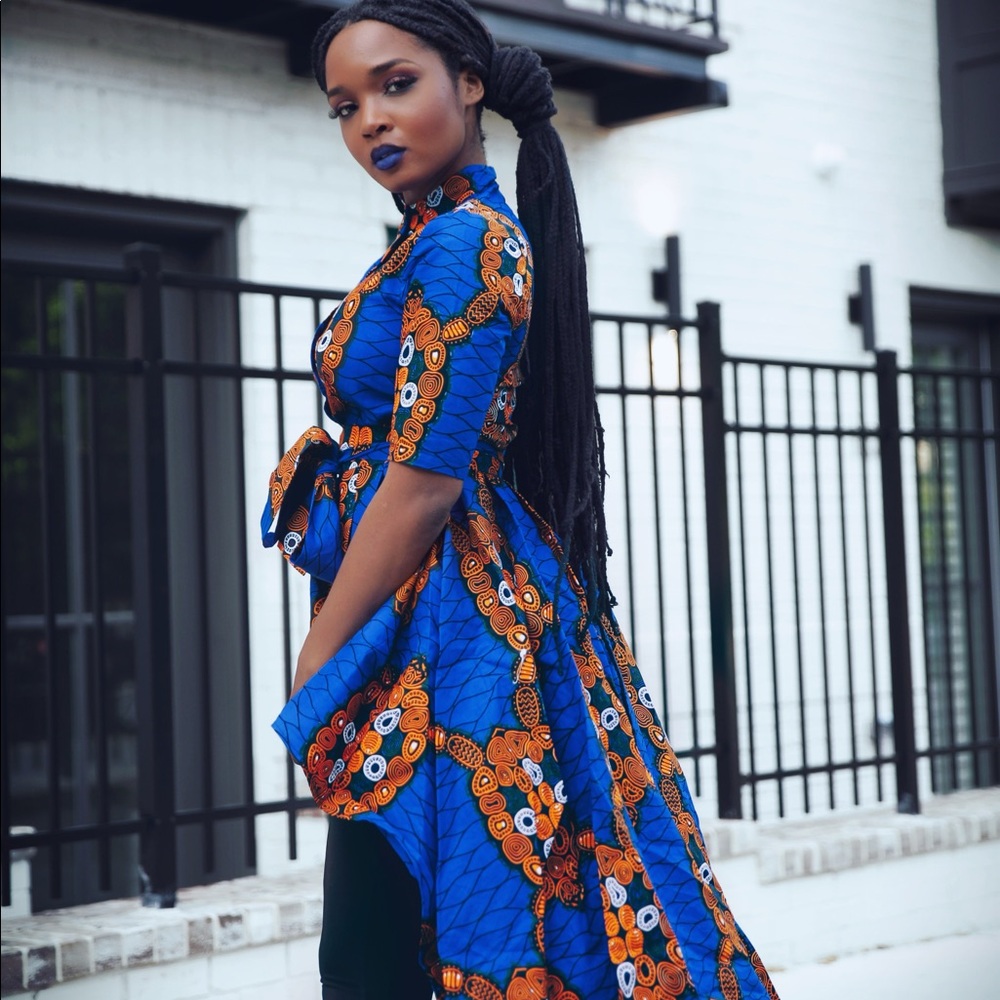UNIQUE LONG FLOWING BLOUSE